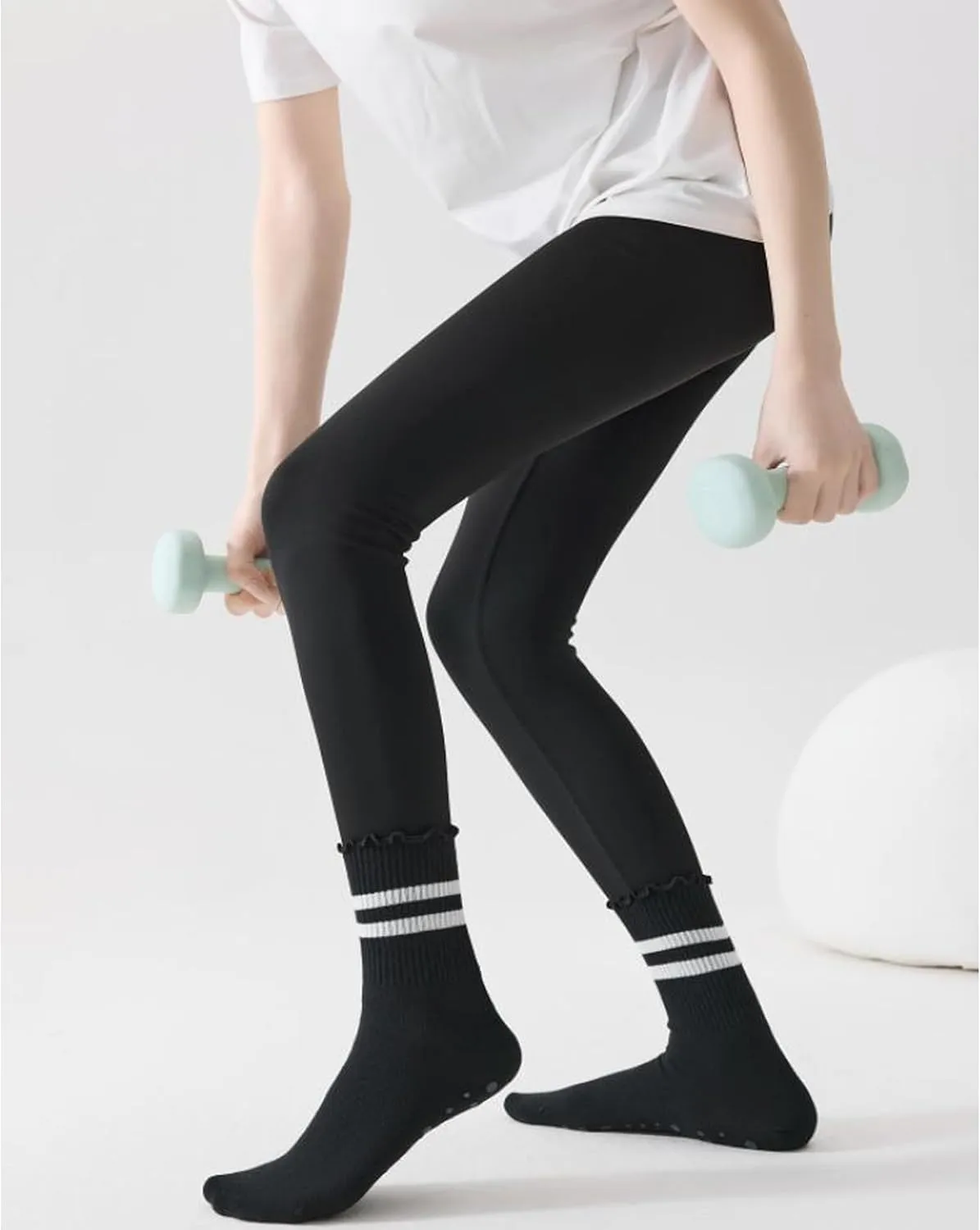 3 Pairs Pilates Socks with Grips Non-slip Yoga Crew Sock Ruffle Striped Sock for Gym Hospital Sticky Slipper Socks