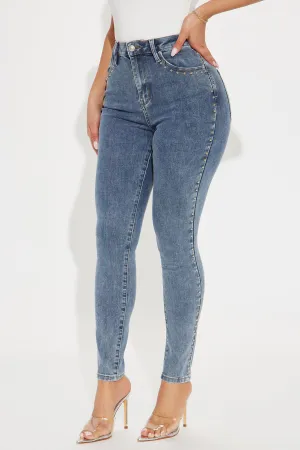 A Different Vibe Studded Stretch Skinny Jeans - Medium Wash