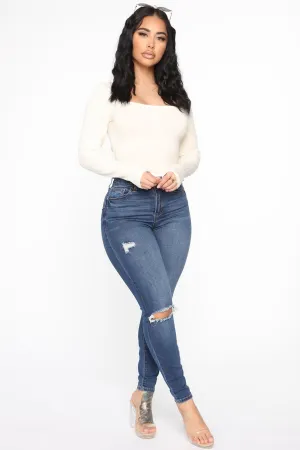 Abi Sculpting Ankle Jeans - Medium Blue Wash