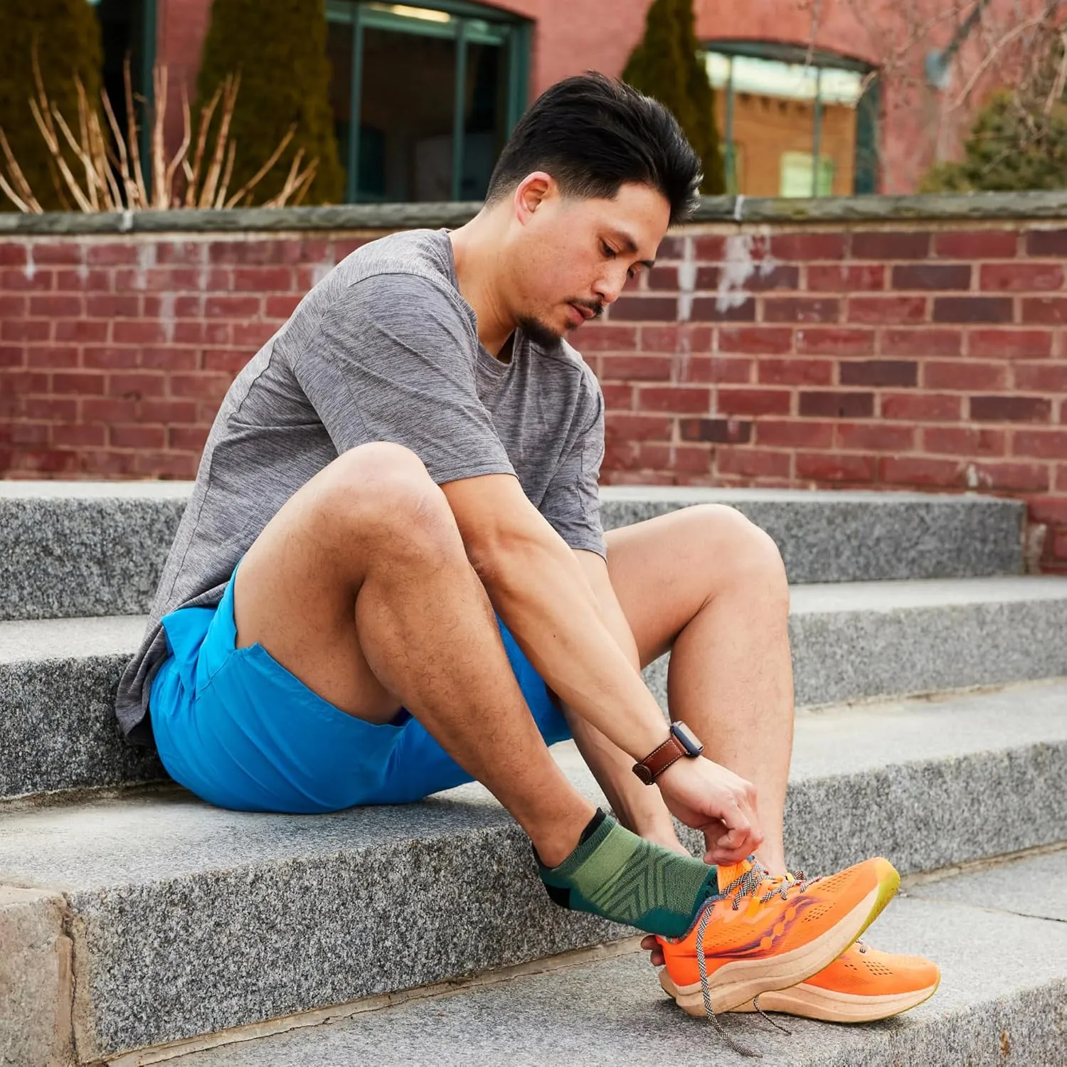 Darn Tough Men's Run No Show Tab Ultra-Lightweight with Cushion - Merino Wool Socks for Running