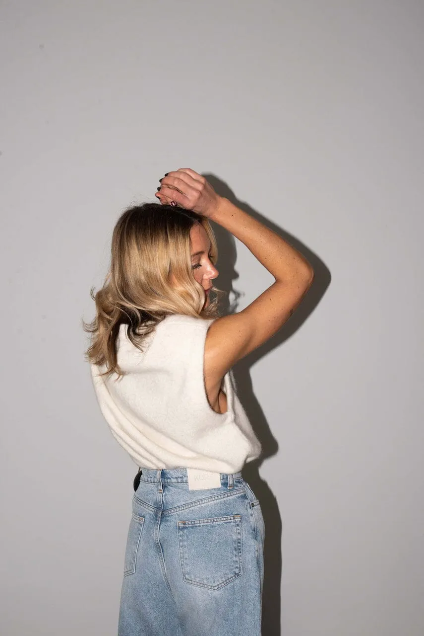 GEORGIA VEST IN IVORY