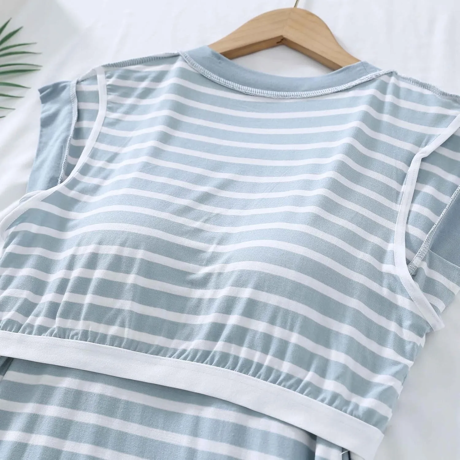HGps8w Womens Summer Built in Bra Nightgown, Casual Sleeveless Striped Sleepwear Soft Modal Loose Nightshirts Lounge Dress