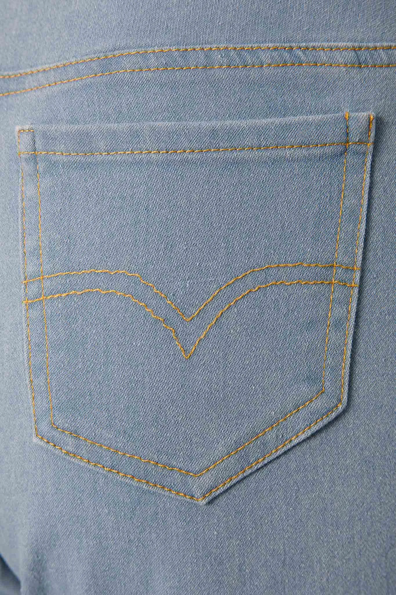 JEANS WITH BACK ZIPPER