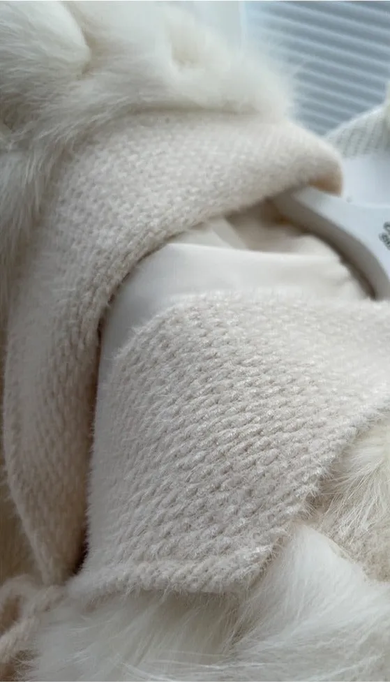 Knitted blended Belt Turn Down Collar Coat