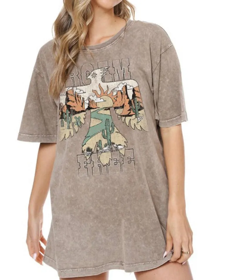 Roam Free Tee in Mocha