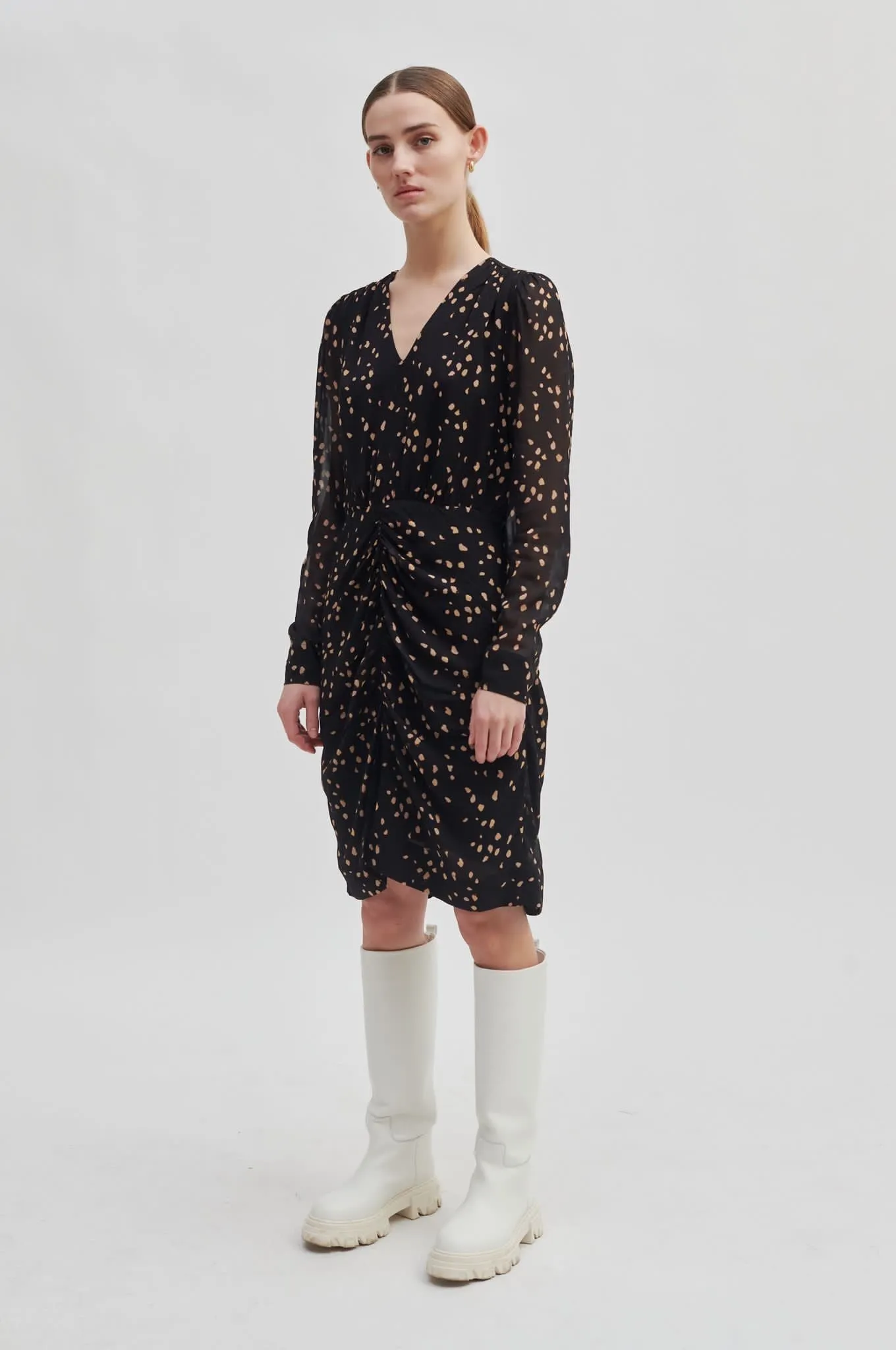 SF Mild Fitted Dress Size 8
