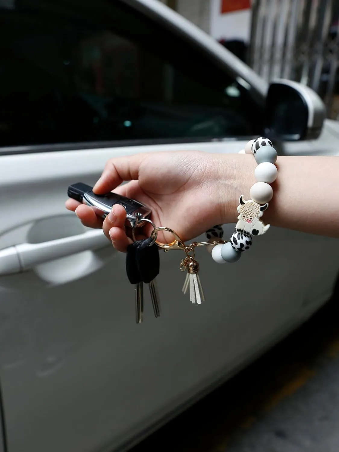 Silicone Key Ring Bracelet Beaded keychain Wristlet Beaded Bangle Wristlet Keychain House Car Keys for Women