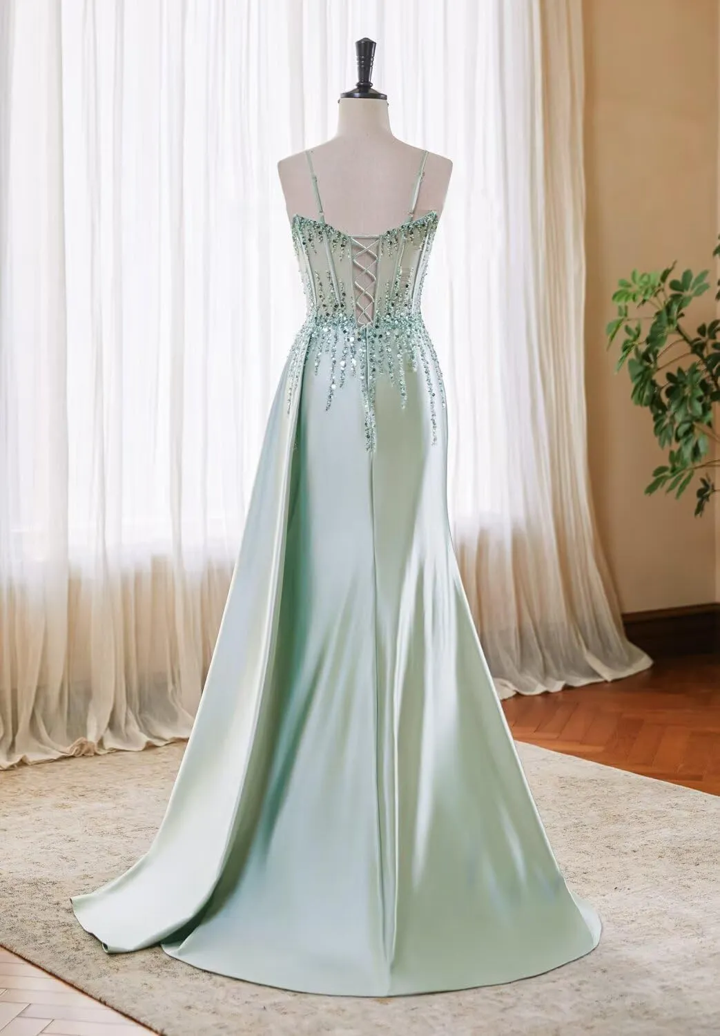 Sparkly Beaded Satin Prom Dresses with Slit Lace Appliques Spaghetti Strap Long Mermaid Evening Gown