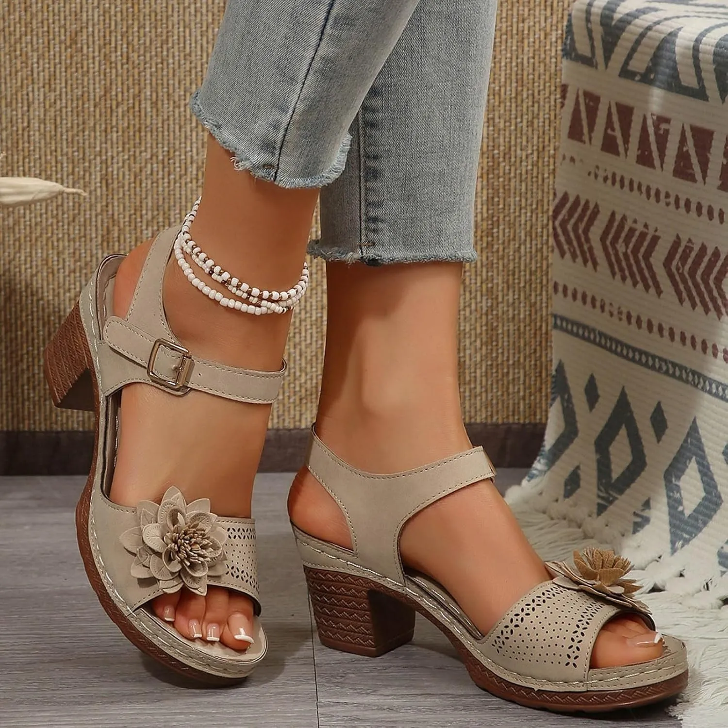 SuanlaTDS Chunky Block Heels Sandals for Women Summer 2025 Flower Open Toe Buckle Ankle Strap Platform Arch Support Comfortable Outdoor Walking Shoes Low Heeled Sandal for Daily Wear