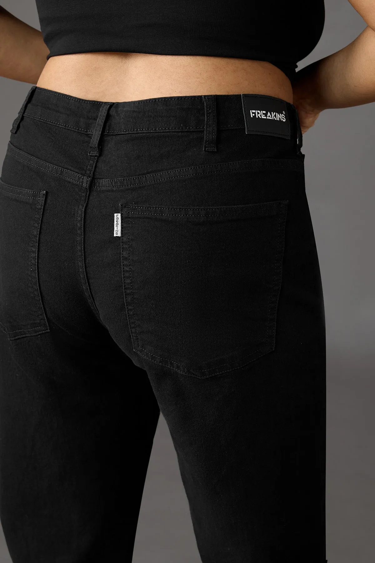 Tapered Regular Black Curve Jeans