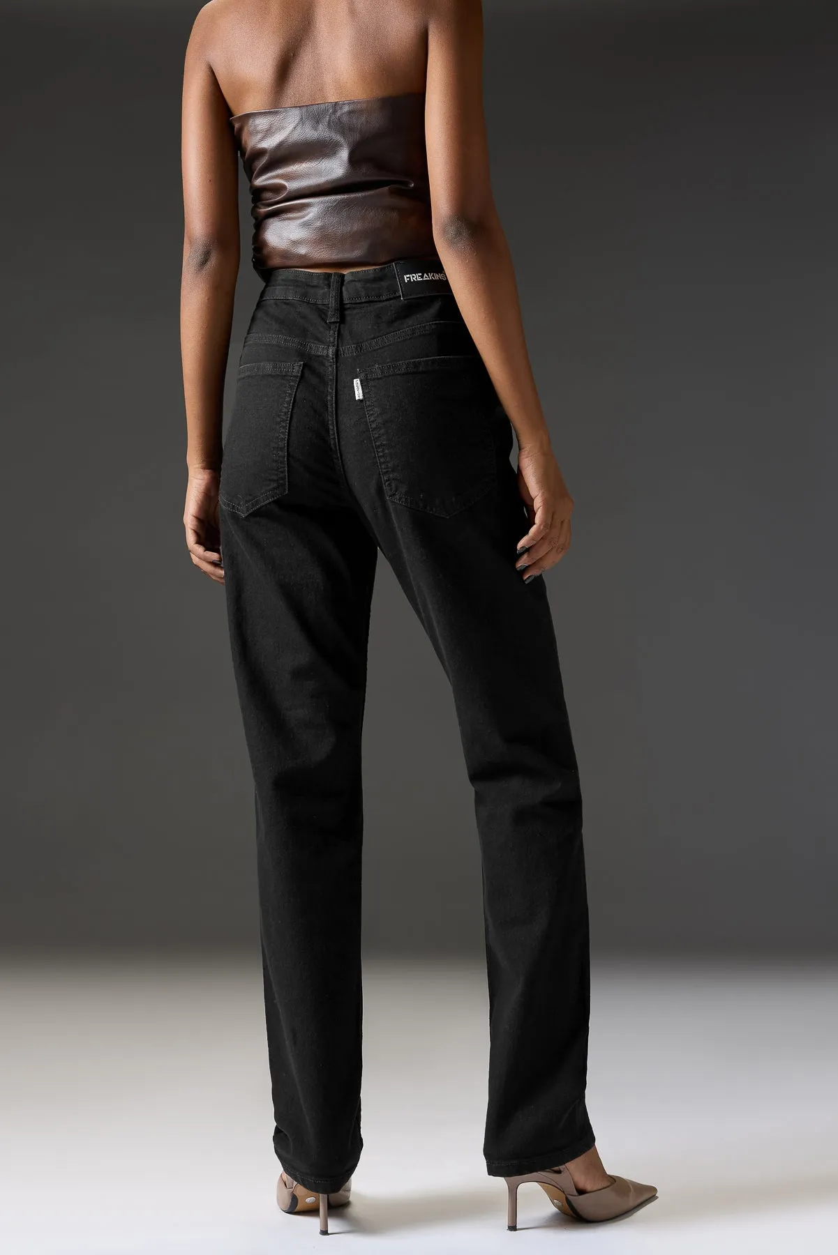 Tapered Regular Black Women's Jeans