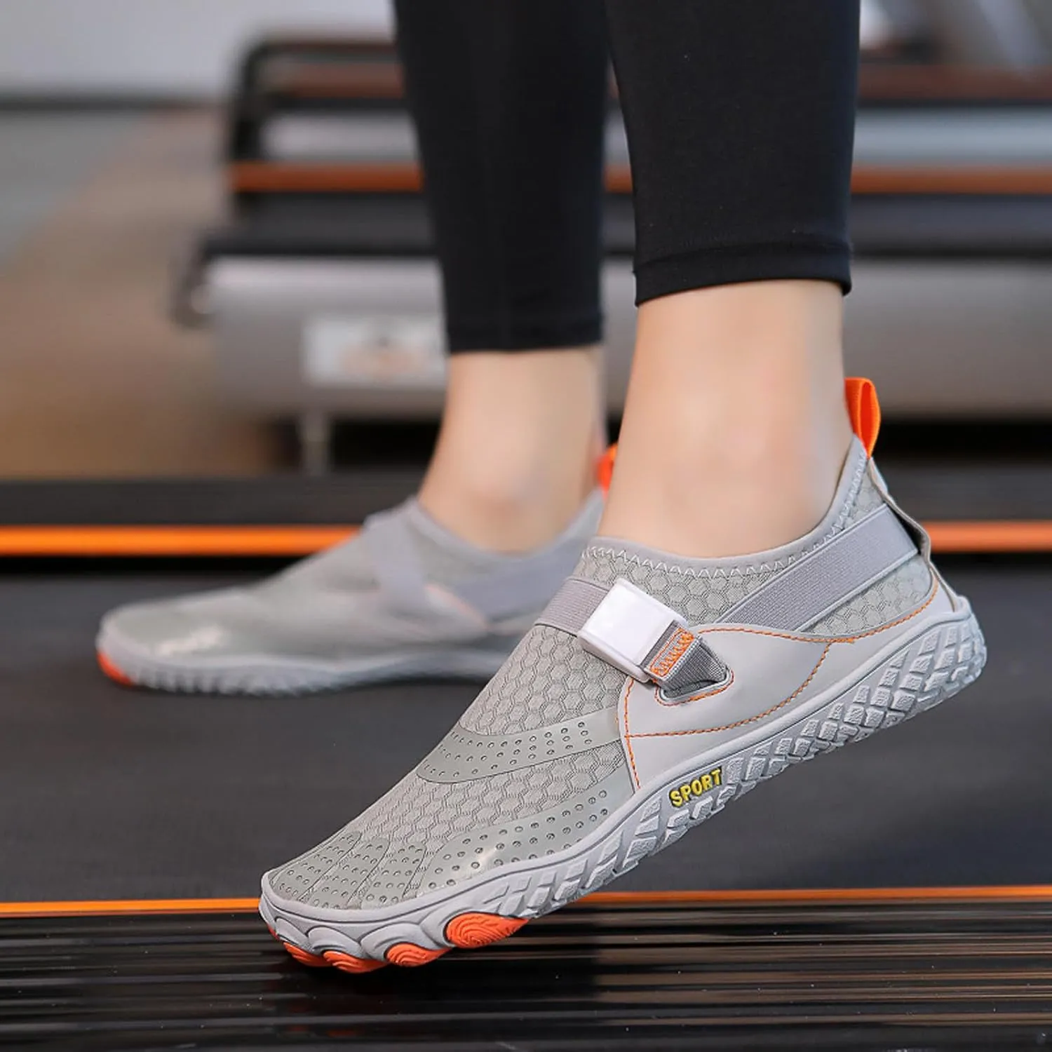 Womens and Mens Water Shoes Breathable Quick-Dry Soft Cushion Barefoot Aqua Socks for Hiking Swimming Beach Wading Surfing Yoga Sport Elastic Band Water Shoe for Men Women Summer Wear Comfy