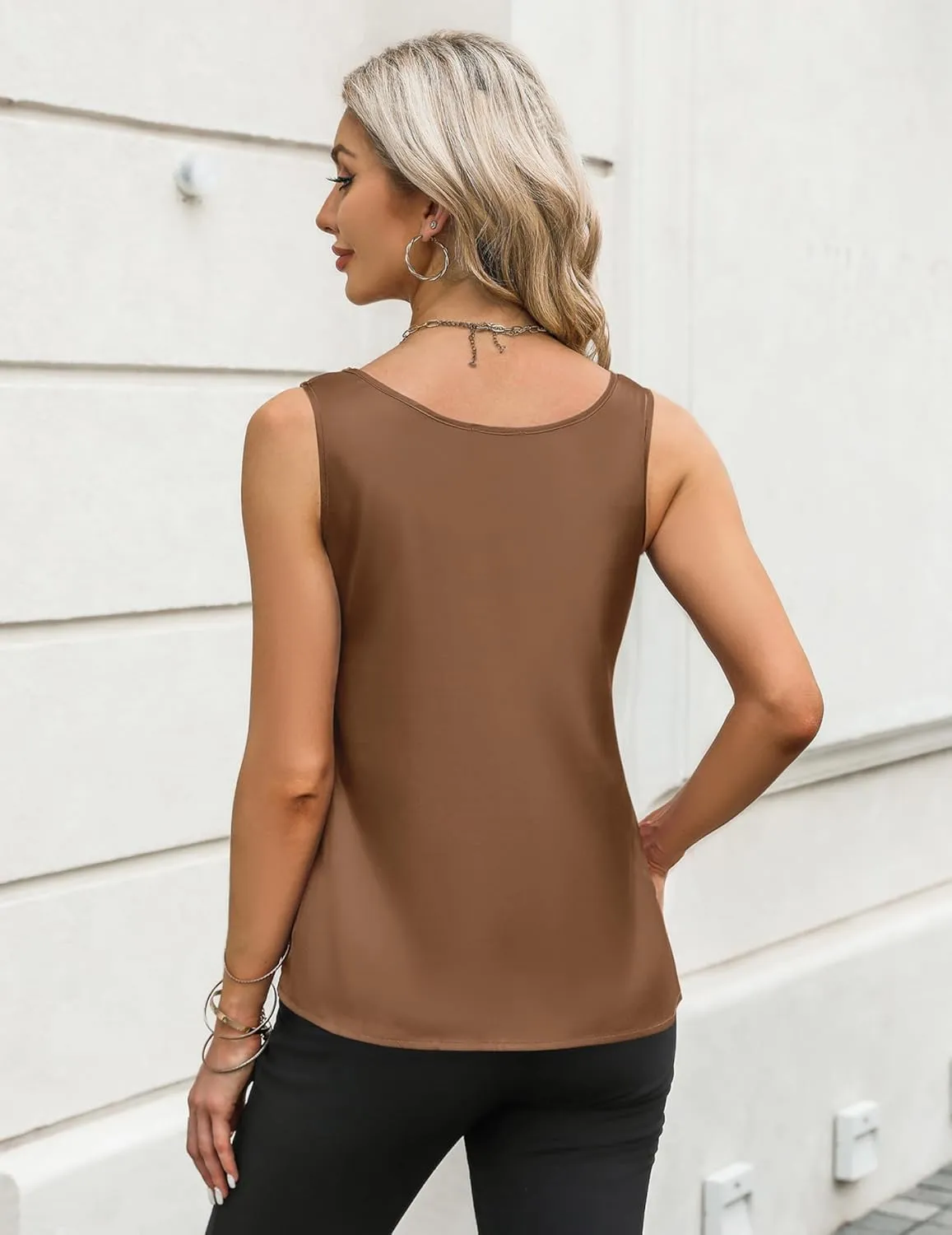 Zeagoo Silk Satin Tank Tops for Women Scoop Neck Sleeveless Camisole Tops 2025 Summer Basic Blouses